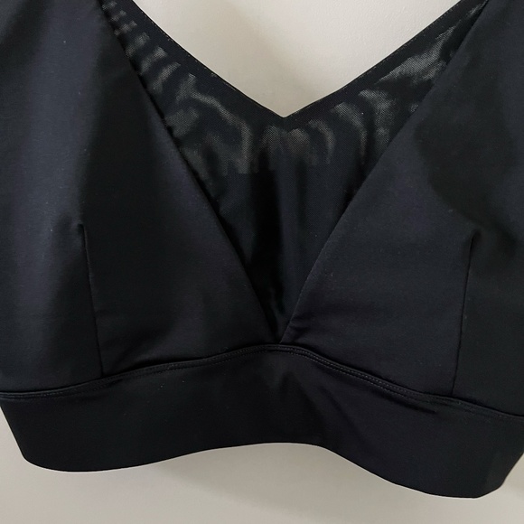 ZYIA Intimates & Sleepwear Zyia Sheer Detail Black Sports Bra Size